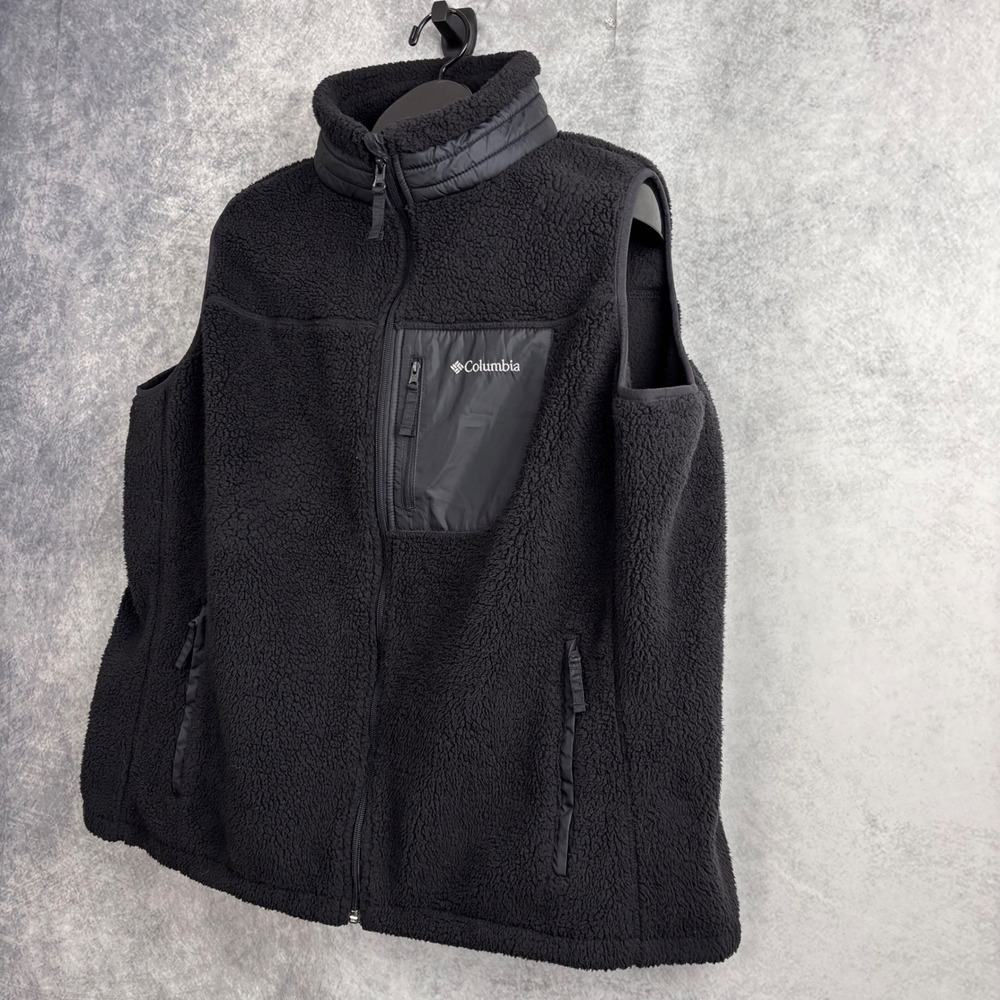 Columbia Sportswear Women's Sherpa West Bend Teddy Vest in Black Plus Size 3X - Picture 2 of 7